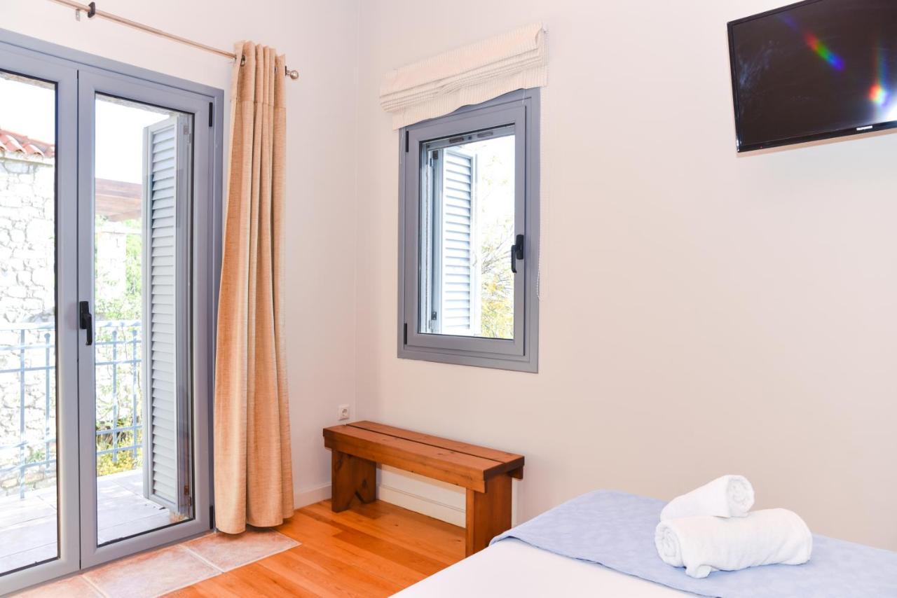 Ryalos Villas Kalamata Exterior foto